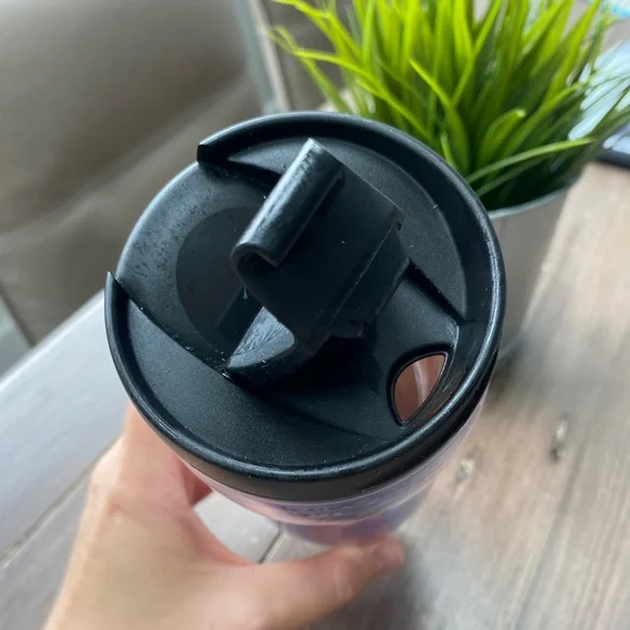 *Vintage* Starbucks Coffee Travel Cup. 2008 Edition. - Picture 4 of 7